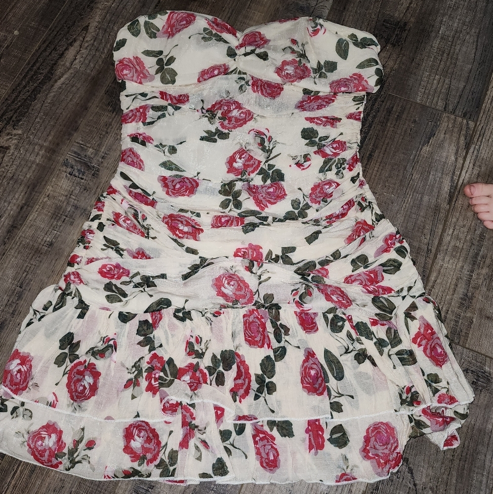 Cute floral mini dress